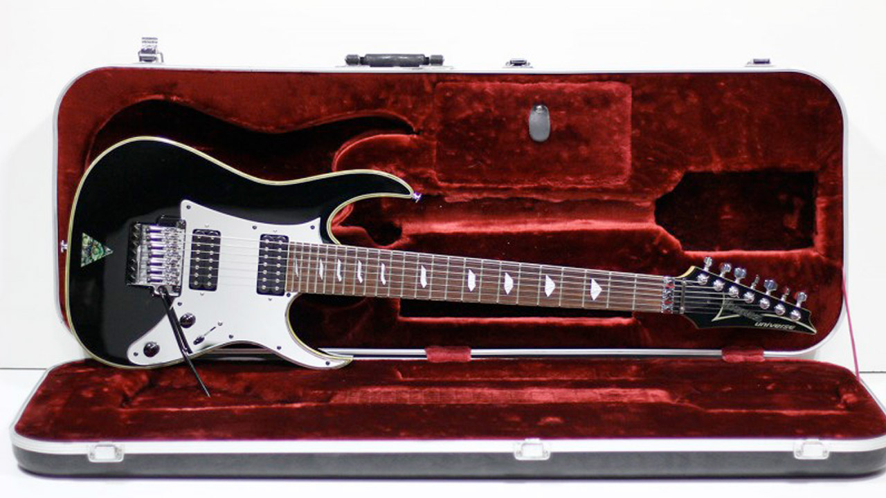 Ibanez Universe UV777P BK Steve Vai Model — видеообзор