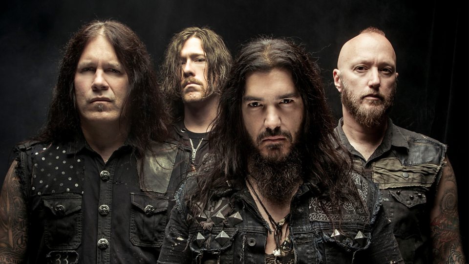 Metallica выпустили четырехчасовой кавер-альбом “The Metallica Blacklist”